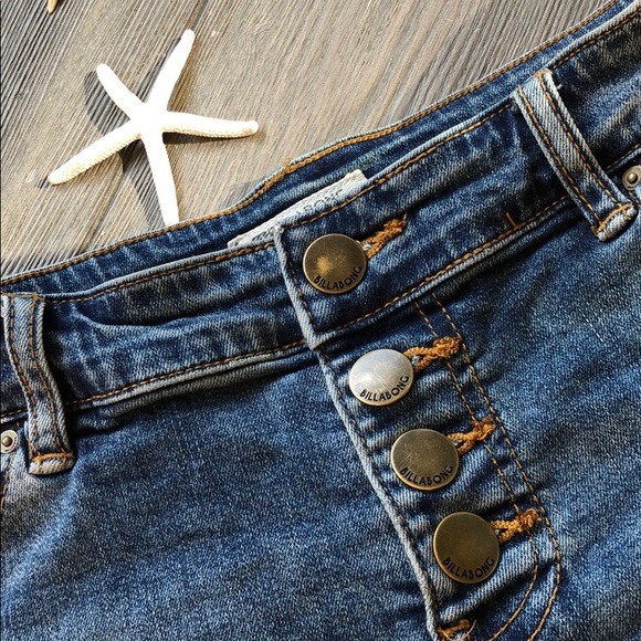 🔥🧡BILLABONG- BUTTONED UP JEAN SHORTS🧡🔥 - Picture 5 of 8
